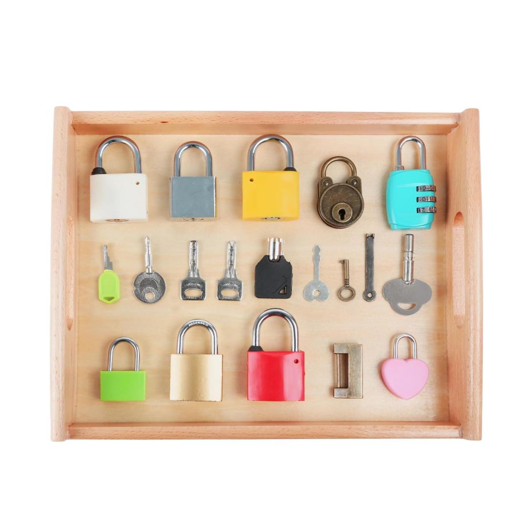 Montessori Monteludus Lock and Key Toy Set