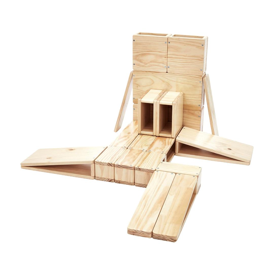 Montessori Amazon Basics Oversized Hollow Wooden Building Block Set