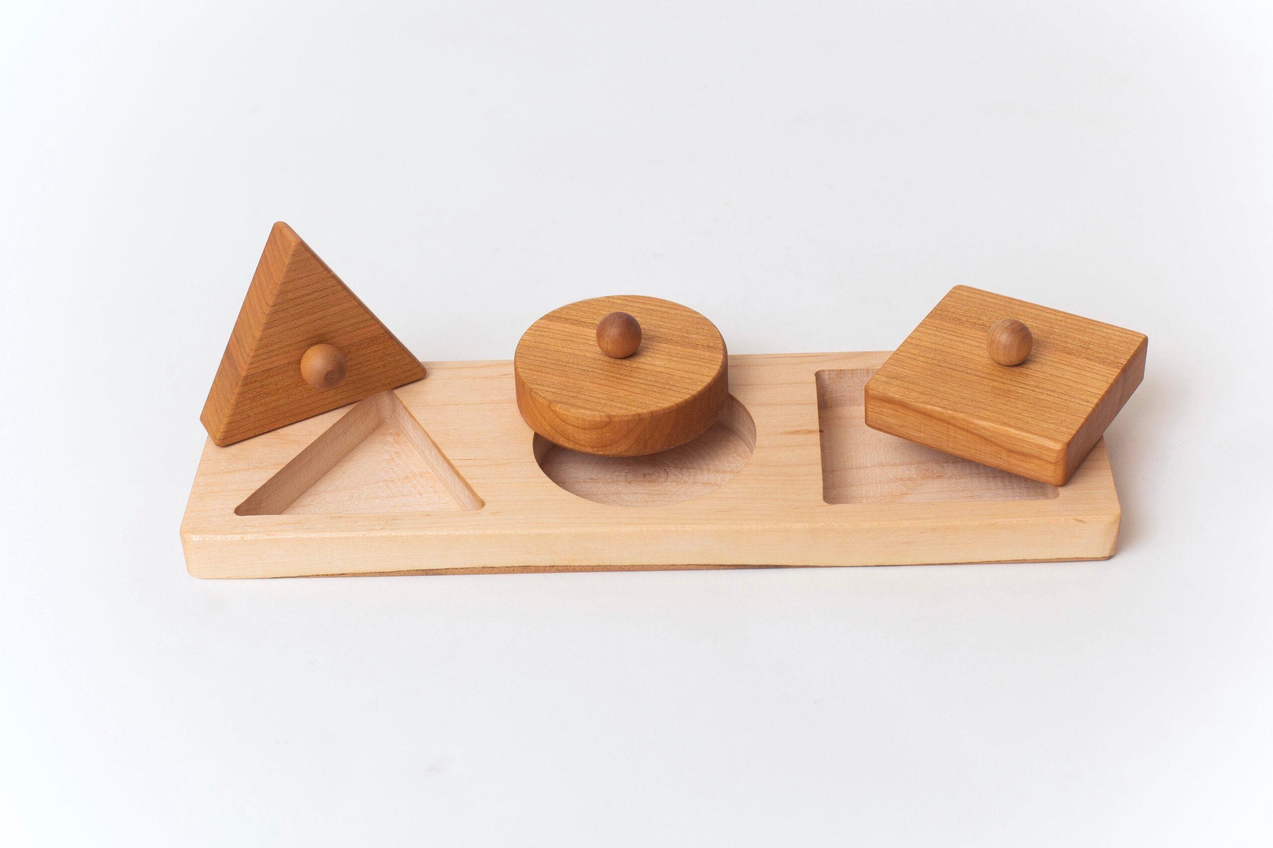 Montessori Heir+Loom Kids First Shape Puzzle Knobbed