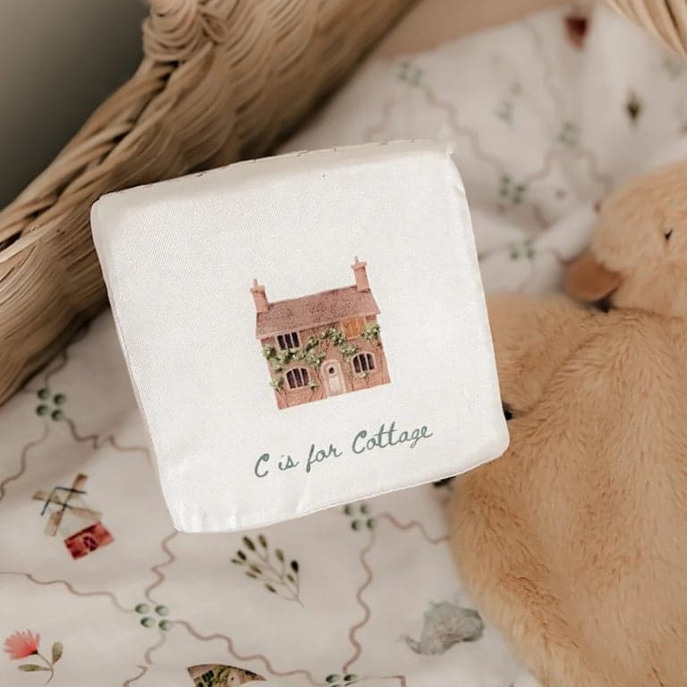 Pop Ya Tot Cottage Picnic Rattle Cube