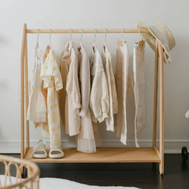 ChildUniverse Clothes Rack Natural