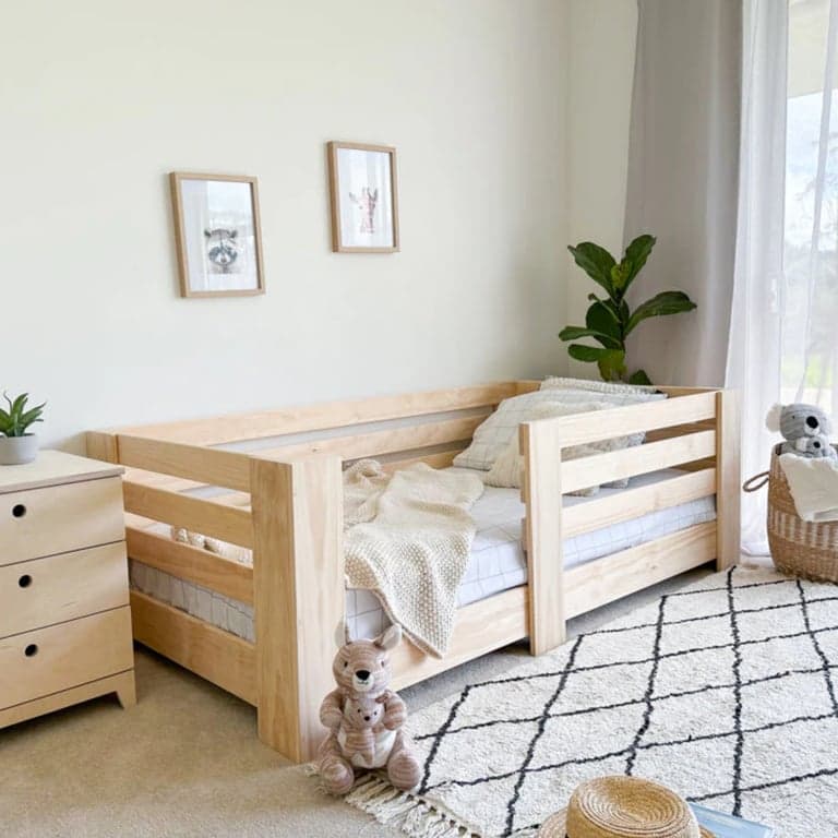 Montessori Magic of Wood Classic Floor Bed Pine Queen