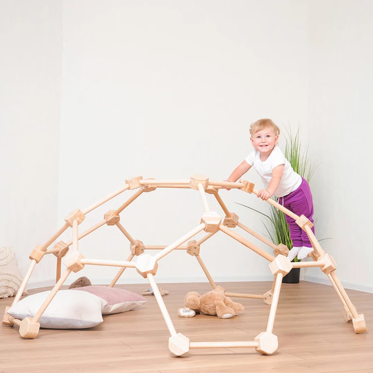 Montessori Wood and Hearts Climbing Dome L Natural Wood 