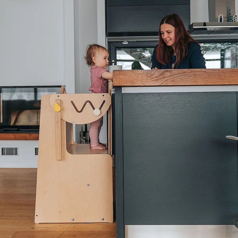 Montessori Leea Toys Adventure Corner Toddler Tower 