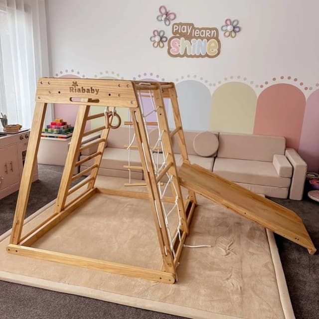 Riababy Kangaroo Playhouse Pinewood